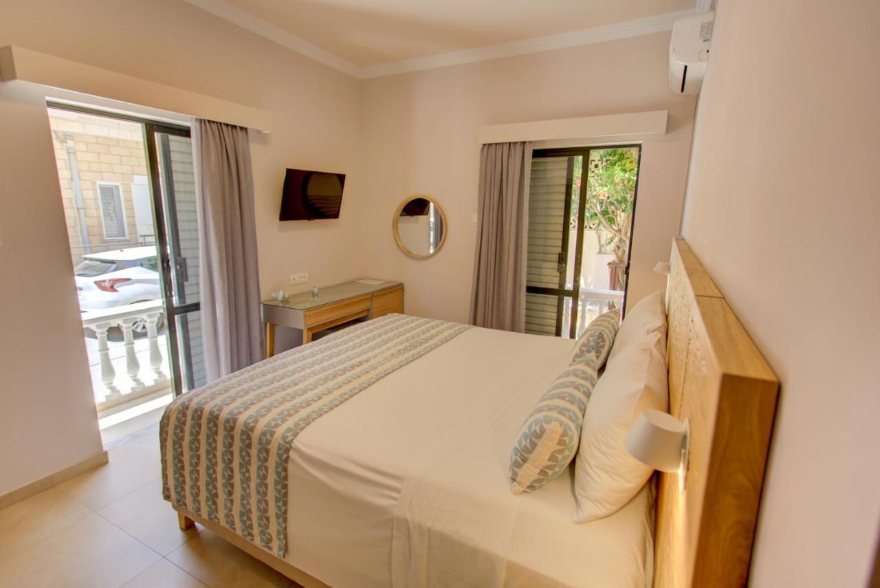 Maria Hotel